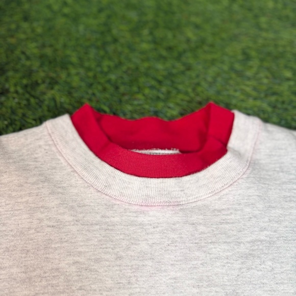 Vintage Ohio State Buckeyes Crewneck Sweatshirt Gray Red Collar P Large Women - Picture 7 of 9